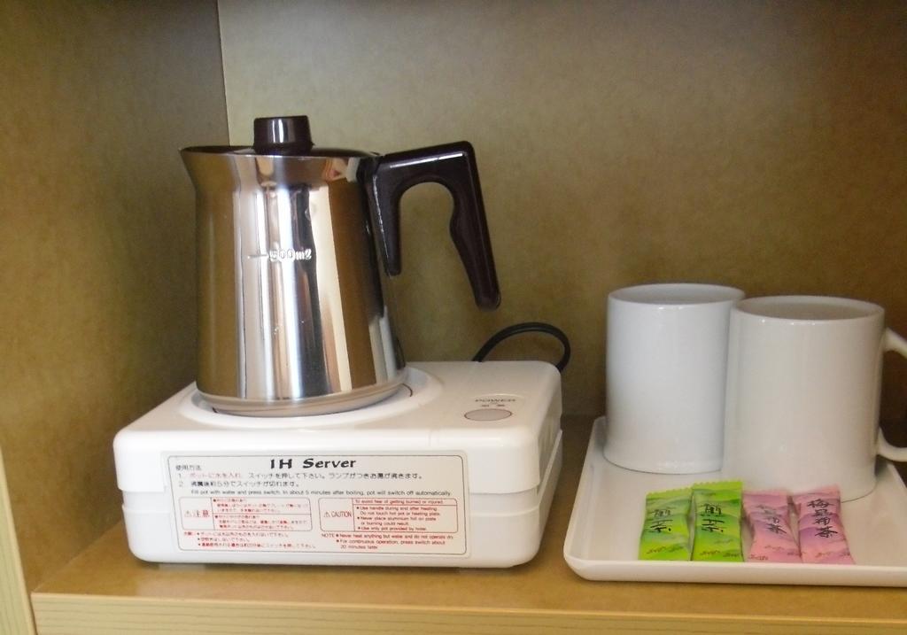 Toyoko Inn Sendai-Eki Nishi-Guchi Chuo Kültér fotó