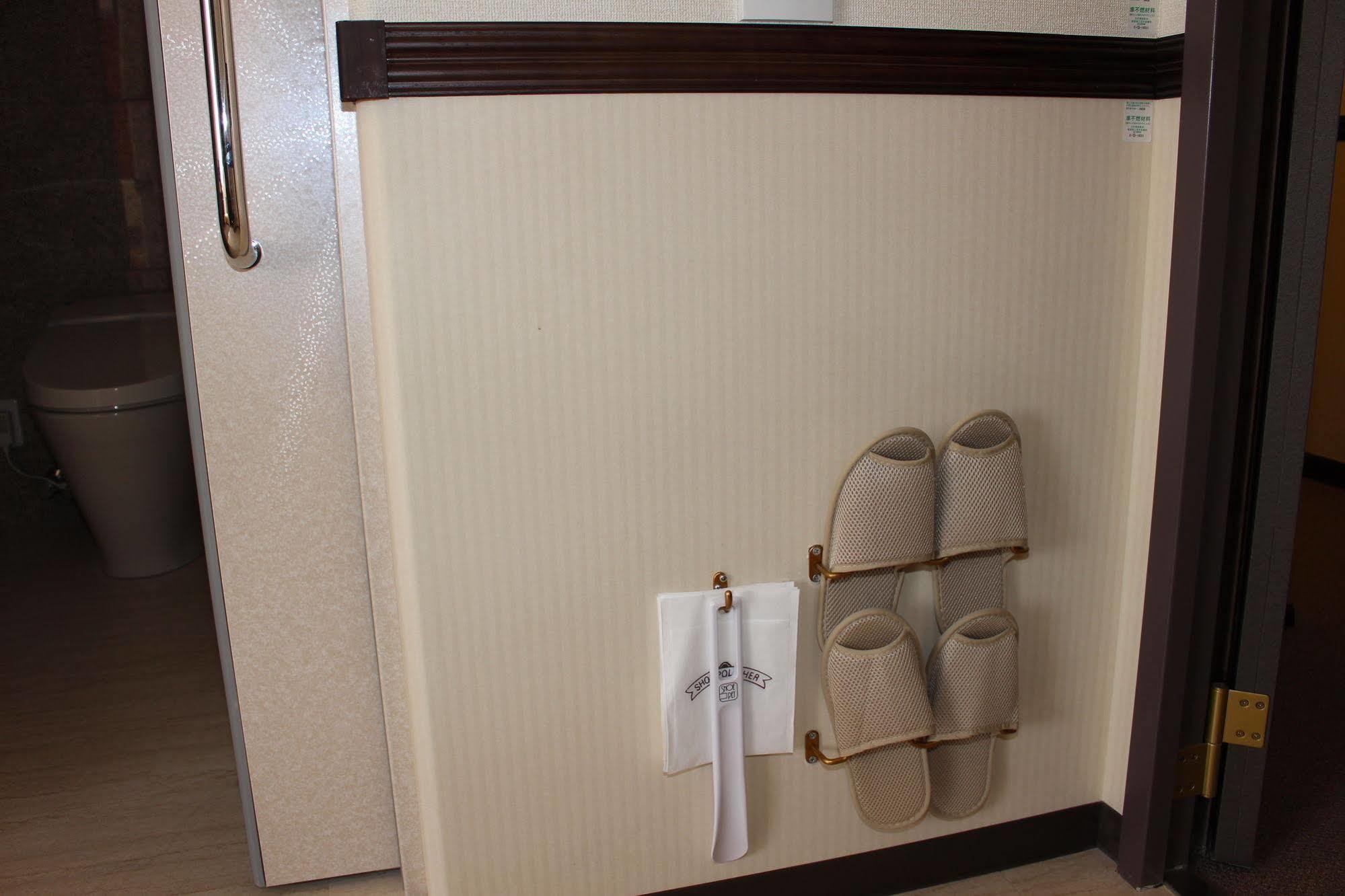 Toyoko Inn Sendai-Eki Nishi-Guchi Chuo Kültér fotó